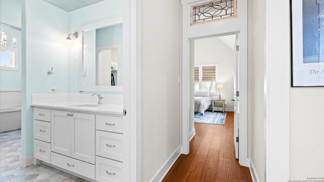 2730 Beaver, New Braunfels, TX 78132