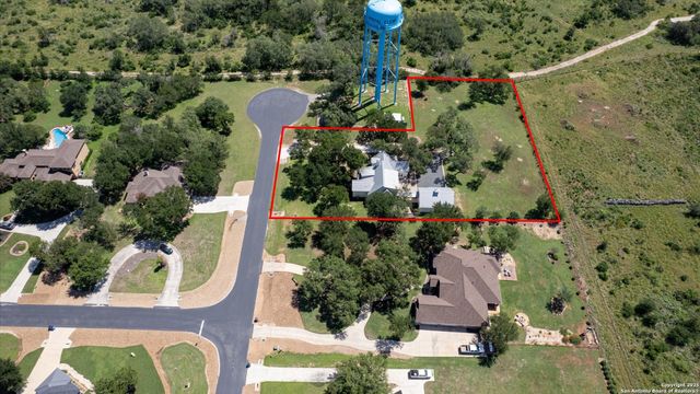 2730 Beaver, New Braunfels, TX 78132