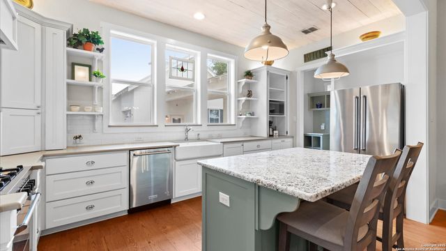 2730 Beaver, New Braunfels, TX 78132