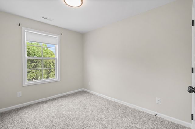 409 Cook Dr B, Clarksville, TN 37042