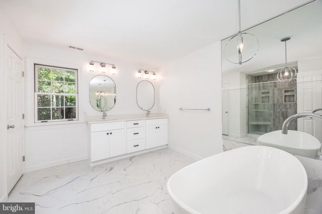 30611 FOXCHASE DR, Salisbury, MD 21804