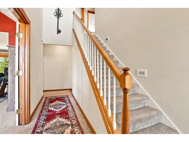 845 RAINTREE Way, Springfield, OR 97477