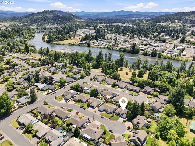845 RAINTREE Way, Springfield, OR 97477