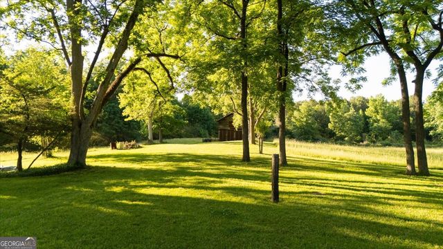 214 Howard Roberts Road, Gray, GA 31032