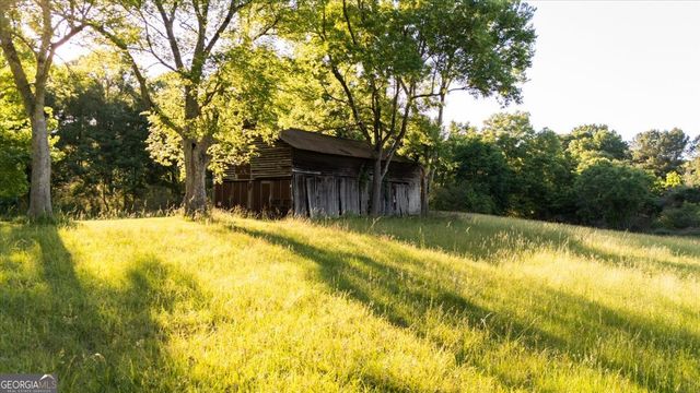 214 Howard Roberts Road, Gray, GA 31032