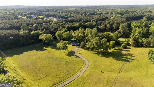 214 Howard Roberts Road, Gray, GA 31032