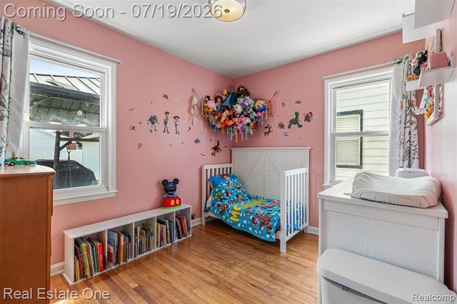 483 Kings Highway, Wyandotte, MI 48192