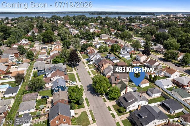 483 Kings Highway, Wyandotte, MI 48192