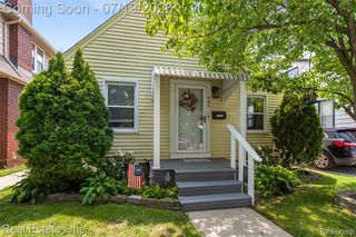 483 Kings Highway, Wyandotte, MI 48192