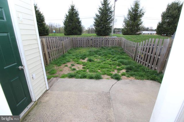 29 VAN HORN PL, Holland, PA 18966