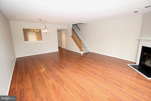 29 VAN HORN PL, Holland, PA 18966