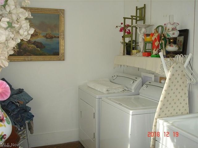 223 S Main Street, Columbiana, OH 44408