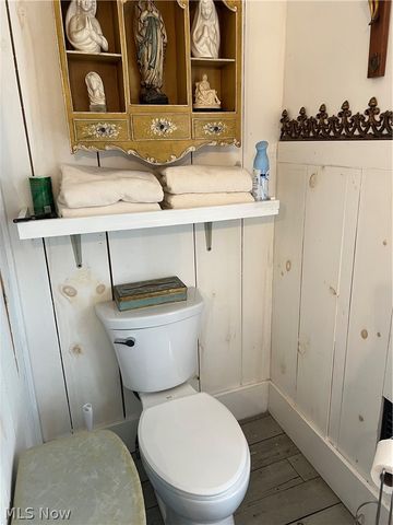 223 S Main Street, Columbiana, OH 44408