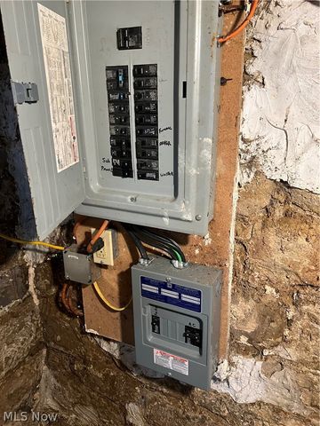 223 S Main Street, Columbiana, OH 44408