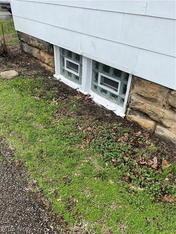 223 S Main Street, Columbiana, OH 44408