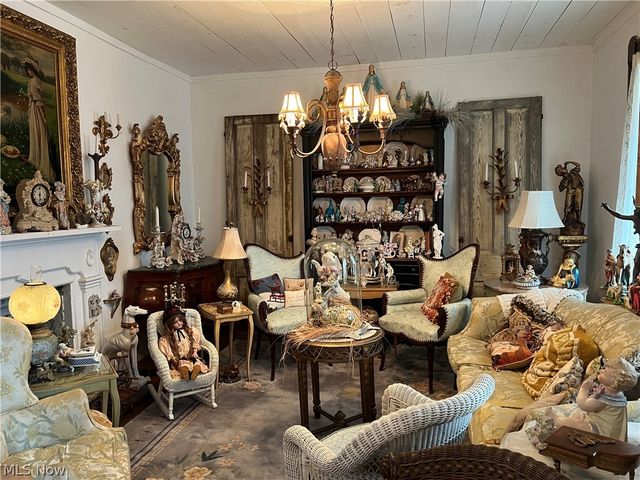 223 S Main Street, Columbiana, OH 44408