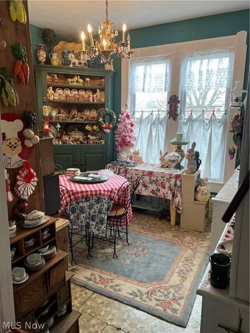 223 S Main Street, Columbiana, OH 44408