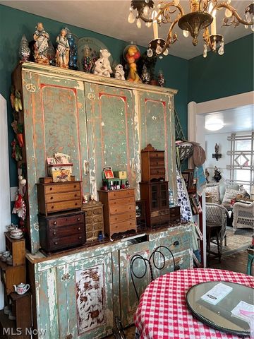 223 S Main Street, Columbiana, OH 44408