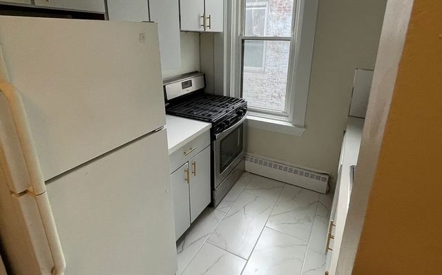 1056 Beacon St 15, Brookline, MA 02446