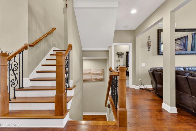 25220 Rocky Harbour Drive, Perrysburg, OH 43551