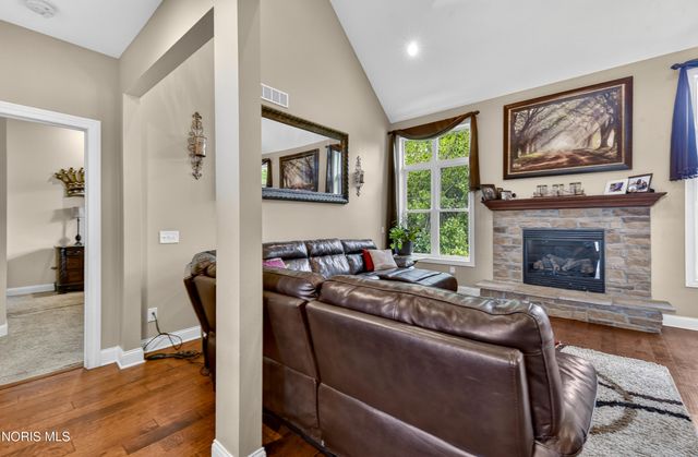 25220 Rocky Harbour Drive, Perrysburg, OH 43551