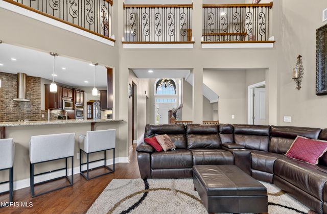 25220 Rocky Harbour Drive, Perrysburg, OH 43551