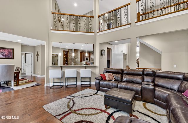 25220 Rocky Harbour Drive, Perrysburg, OH 43551