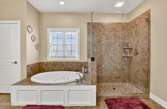 25220 Rocky Harbour Drive, Perrysburg, OH 43551
