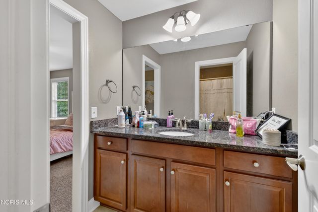 25220 Rocky Harbour Drive, Perrysburg, OH 43551