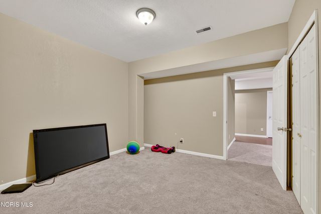 25220 Rocky Harbour Drive, Perrysburg, OH 43551