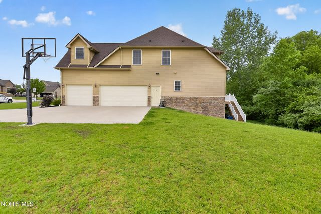 25220 Rocky Harbour Drive, Perrysburg, OH 43551