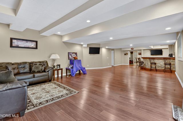 25220 Rocky Harbour Drive, Perrysburg, OH 43551