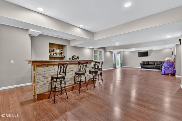 25220 Rocky Harbour Drive, Perrysburg, OH 43551