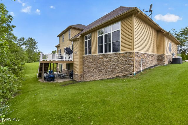 25220 Rocky Harbour Drive, Perrysburg, OH 43551