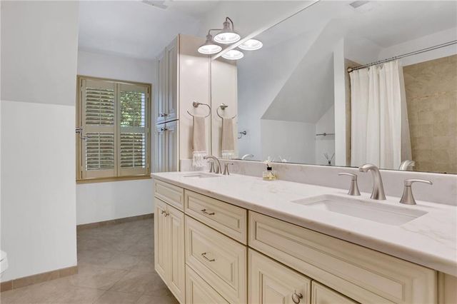 705 Glengary Way NE, Atlanta, GA 30342