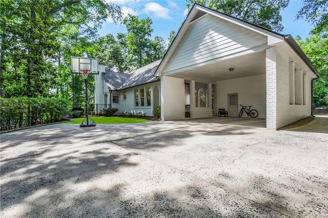 705 Glengary Way NE, Atlanta, GA 30342
