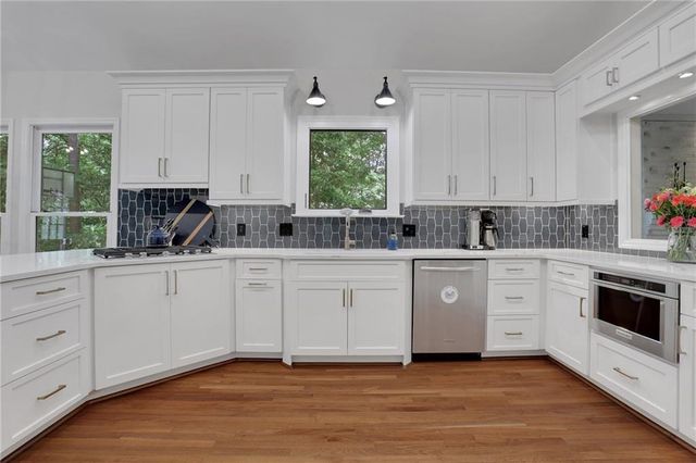 705 Glengary Way NE, Atlanta, GA 30342