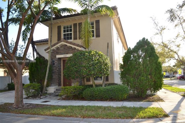 9208 SW 170th Path, Miami, FL 33196