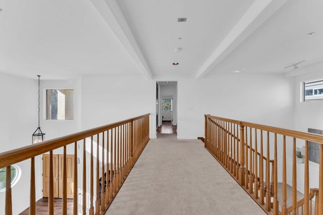 30300 Meridien Cir, Union City, CA 94587