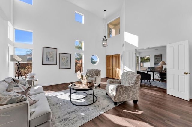 30300 Meridien Cir, Union City, CA 94587