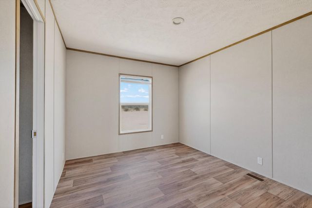 1406 3rd Avenue NW, Rio Rancho, NM 87124