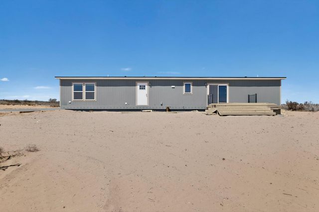 1406 3rd Avenue NW, Rio Rancho, NM 87124