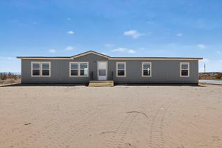 1406 3rd Avenue NW, Rio Rancho, NM 87124