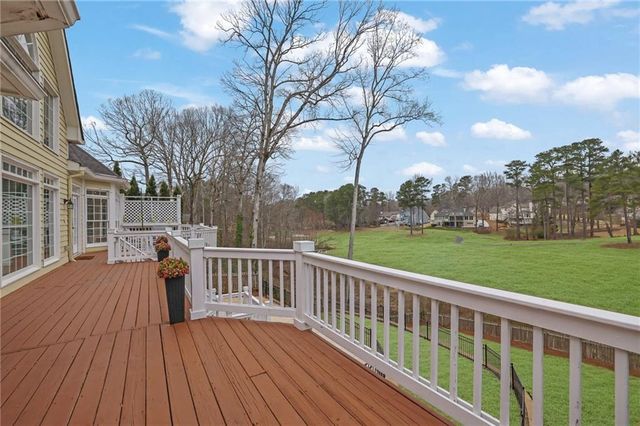 5622 Forkwood Drive NW, Acworth, GA 30101