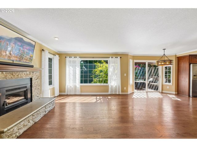 6021 CAUFIELD St, West Linn, OR 97068