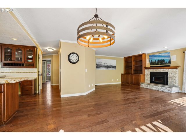 6021 CAUFIELD St, West Linn, OR 97068