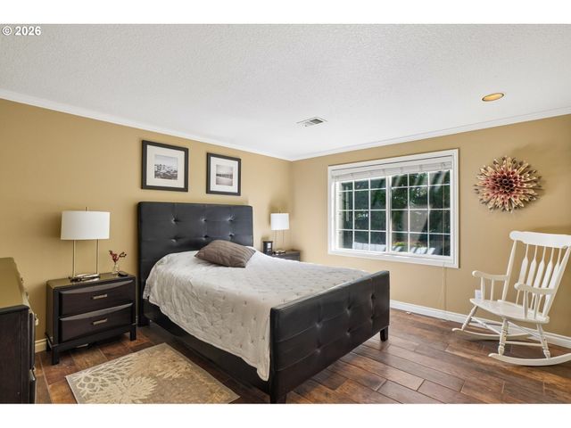 6021 CAUFIELD St, West Linn, OR 97068