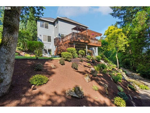 6021 CAUFIELD St, West Linn, OR 97068