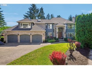6021 CAUFIELD St, West Linn, OR 97068