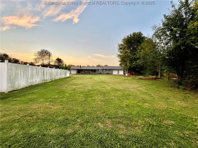 205 Elm Street, New Haven, WV 25265